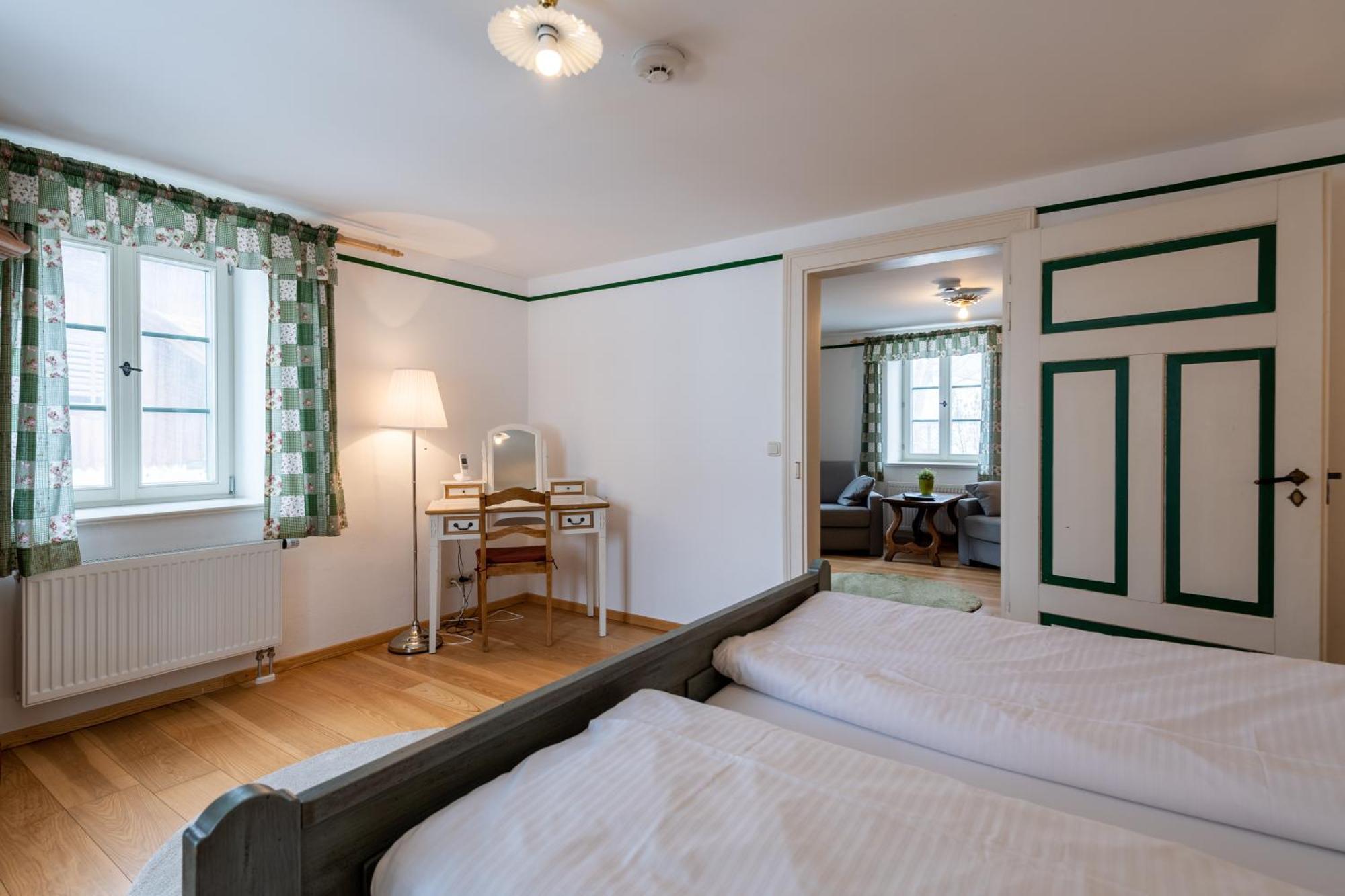 Schlossgaststatte Hohenberg Daire Seeshaupt Dış mekan fotoğraf
